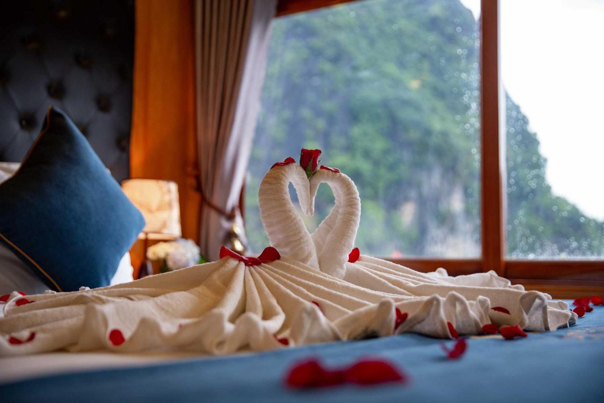 فندق Venezia Boutique Cruises - Catba Island Chan Chau المظهر الخارجي الصورة